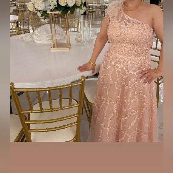 Mac Duggal Pink Embellished One Shoulder A Line Gown - Picture 4 of 7